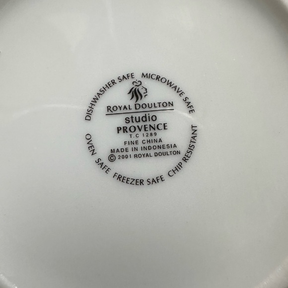 RARE Royal Doulton Studio Provence Noir Teacup Set of 2 Fine China - Picture 6 of 12